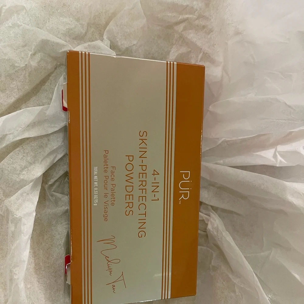 PUR 4-in-1 Skin -Perfecting Powders